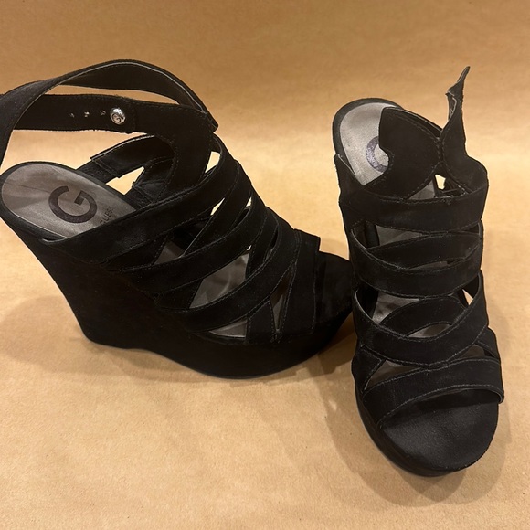 Black heeled wedge sandals - Picture 1 of 5
